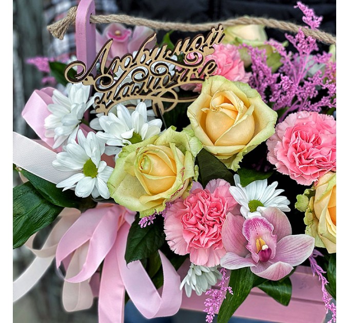 Композиция в деревянном ящике «Мамуле»