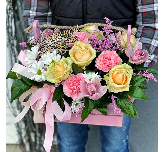 Композиция в деревянном ящике «Мамуле»