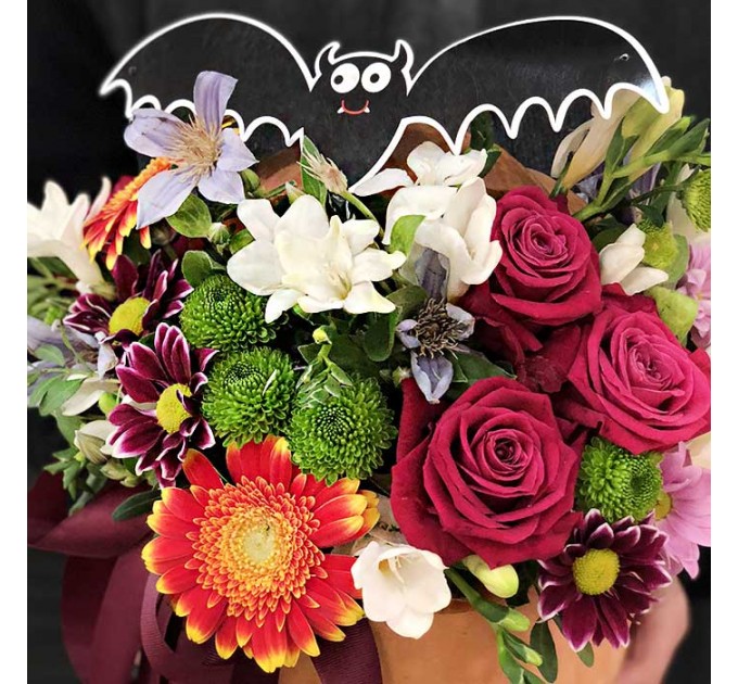 Композиция с цветами «Монстры на Каникулах»