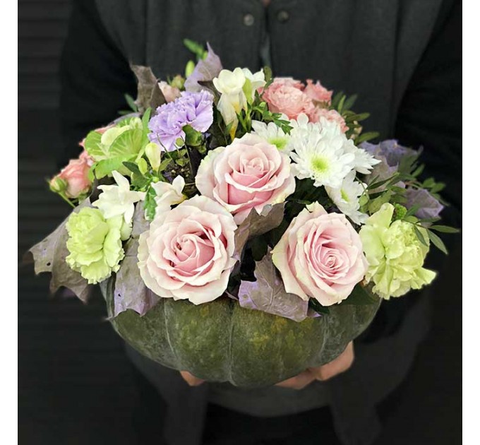 Композиция с цветами «November»