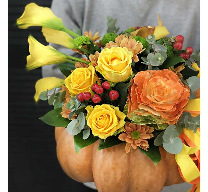 Композиция с цветами «Осень в красках»