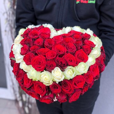 Композиция в коробке «От сердца к сердцу»