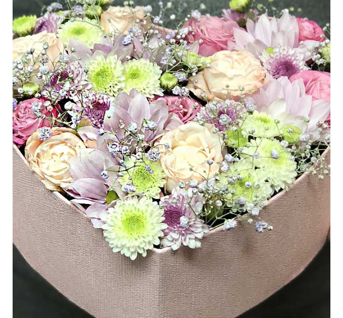 Коробочка с цветами «Аннет»