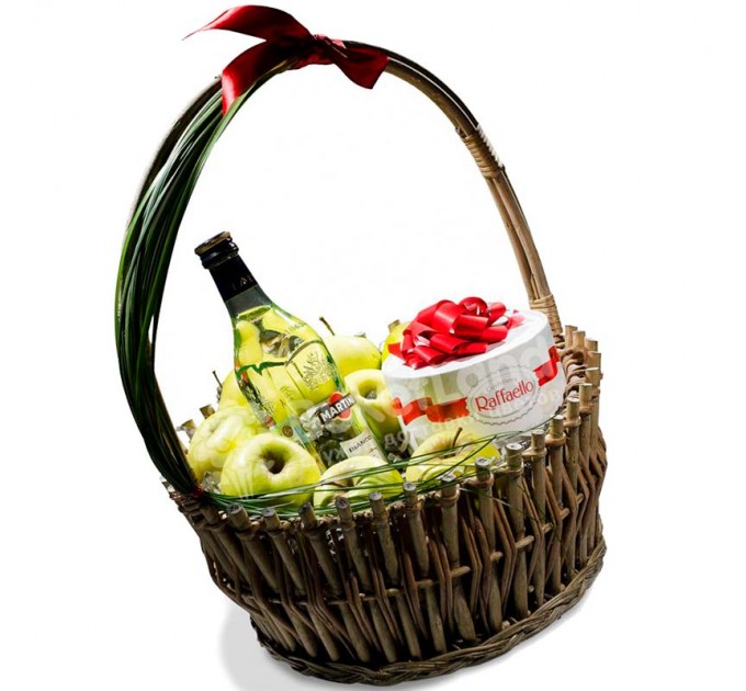 Подарочная корзина «Комплимент»