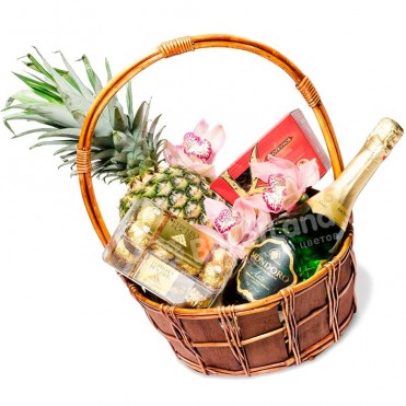 Подарочная корзина «Цветочек»