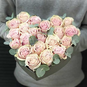 Сердце с эквадорскими розами «Джульетта»