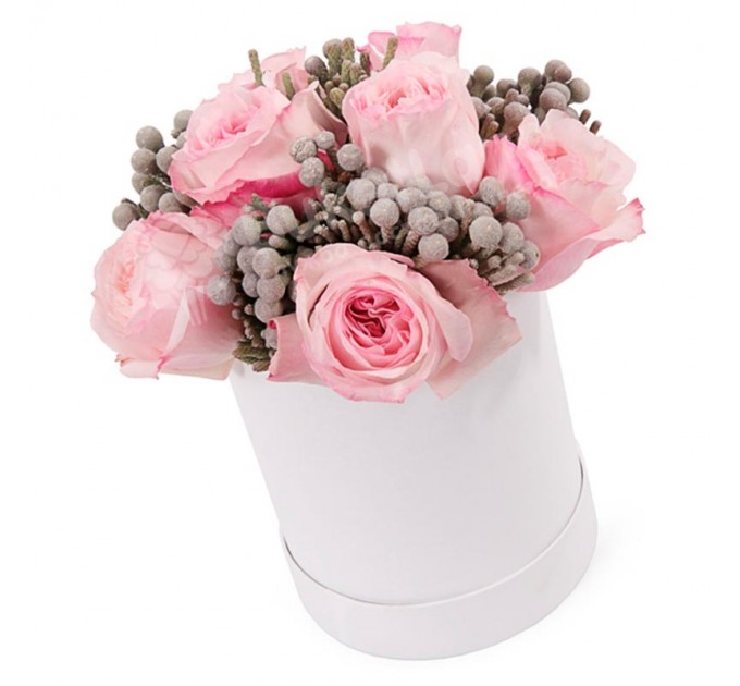 Цветы в коробке «Малиновый пломбир»