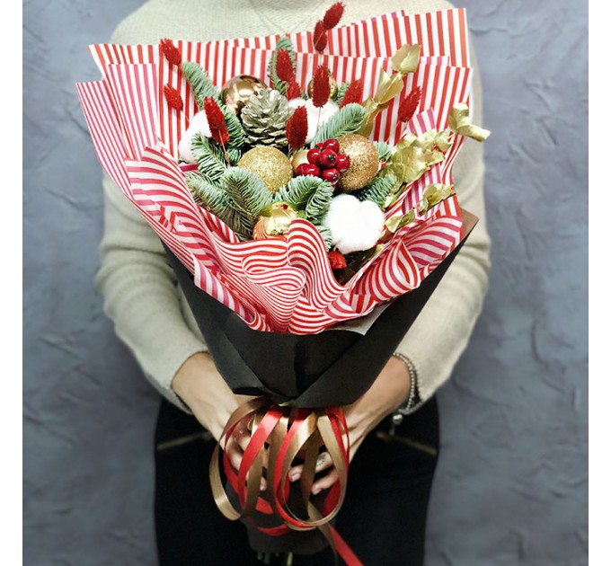 Зимний букет «Алая заря»