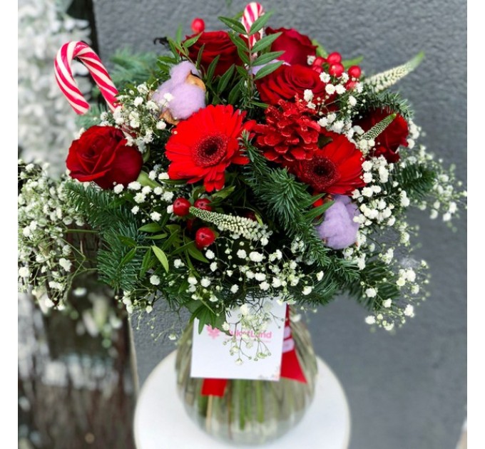 Зимний букет «Рождественское настроение » + ВАЗА В ПОДАРОК