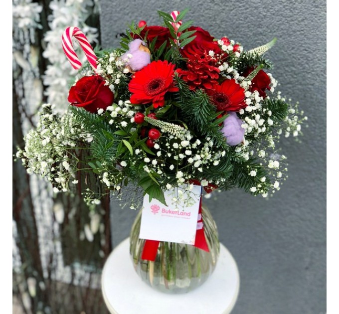 Зимний букет «Рождественское настроение » + ВАЗА В ПОДАРОК