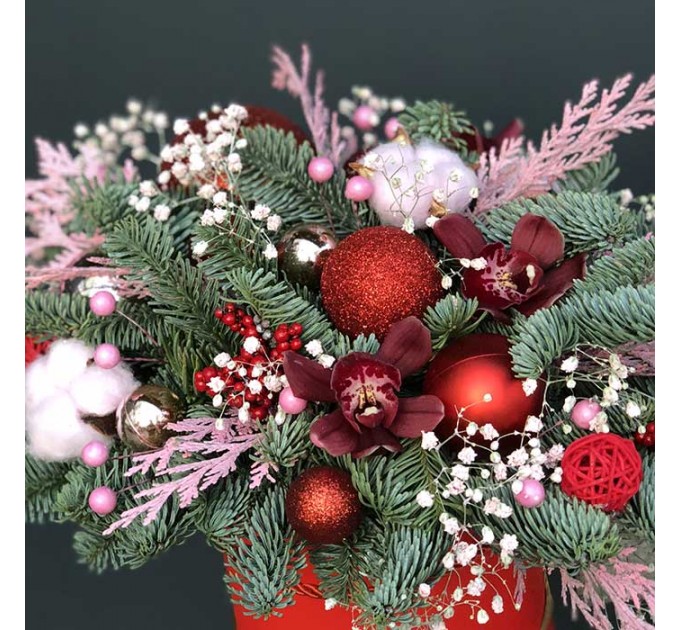 Зимняя композиция «Магия праздника»