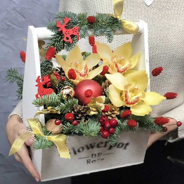 Зимняя композиция «Теплые чувства»