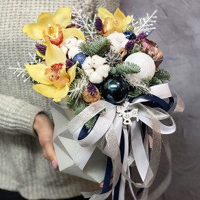 Зимняя композиция «Времена года»